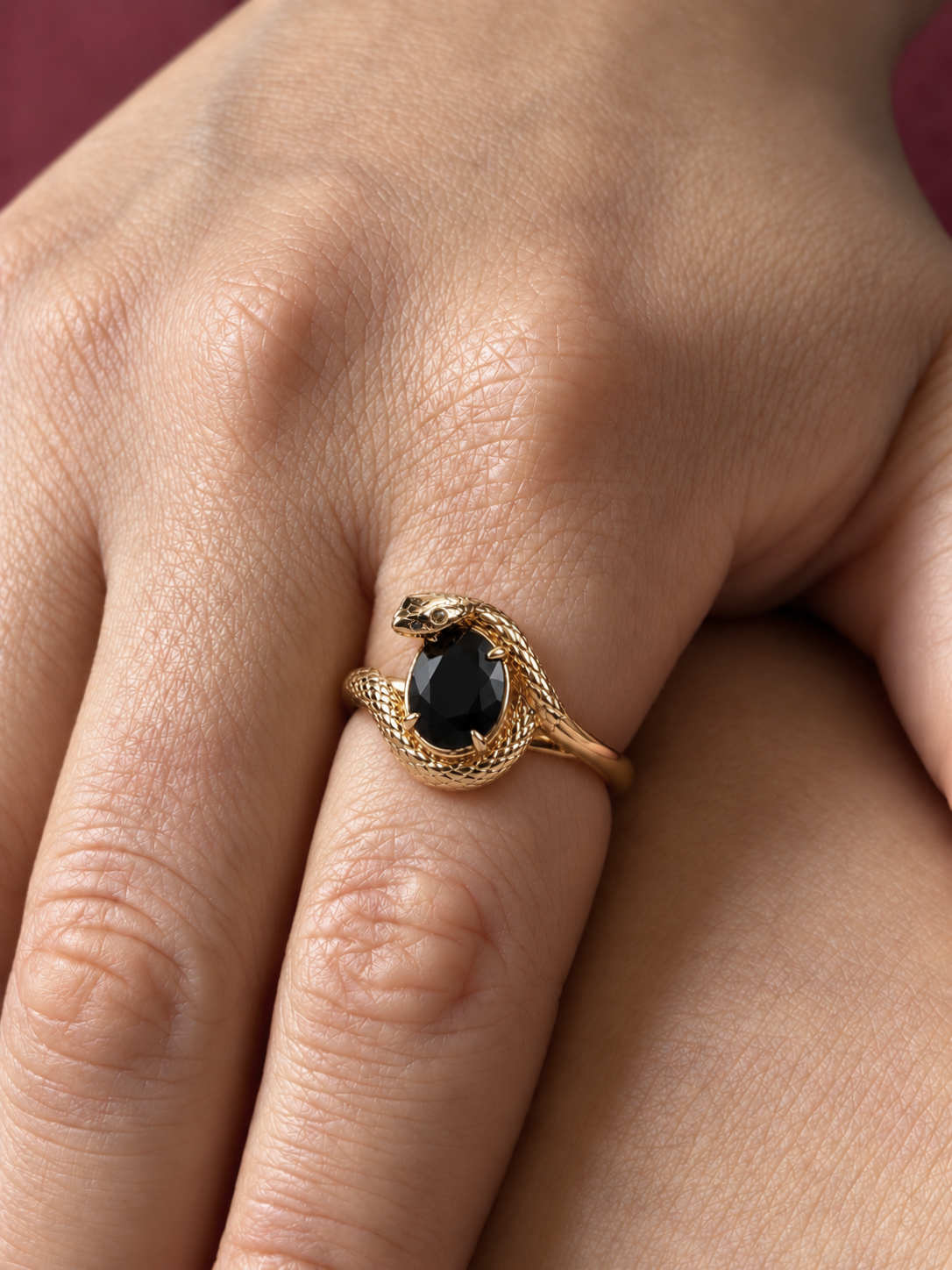 Cardan Black Onyx Snake Ring