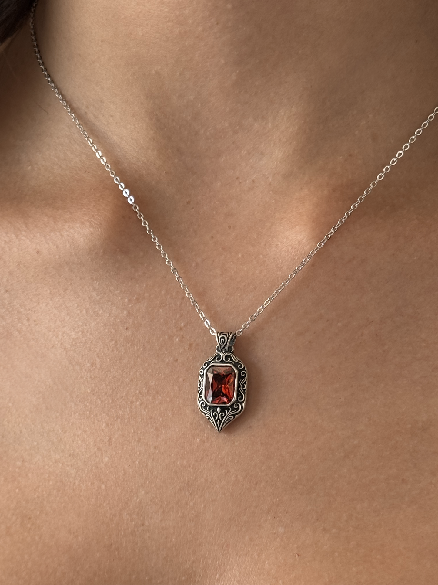 Isabelle Lightwood Amulet Necklace