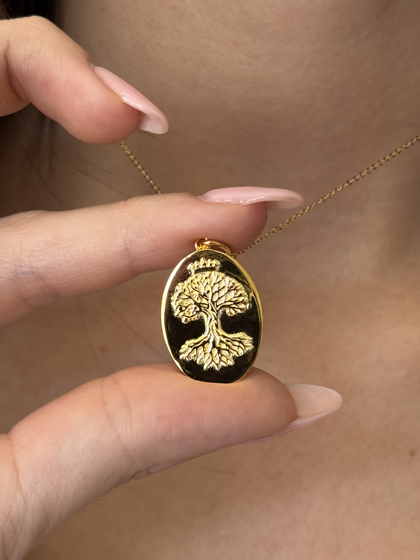 House of Greenbriar Crest Necklace