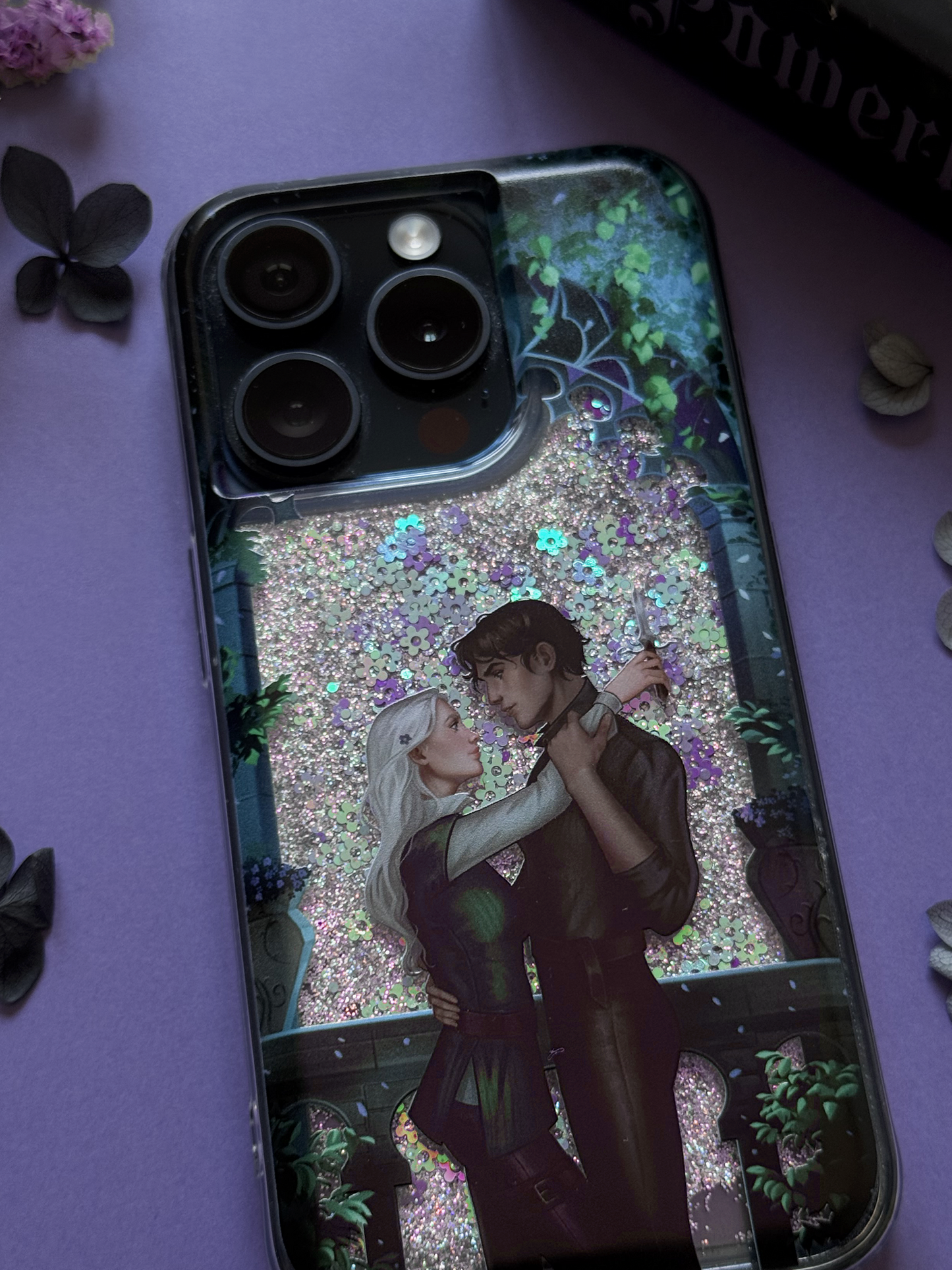 Powerless Liquid Glitter iPhone / Samsung Cover