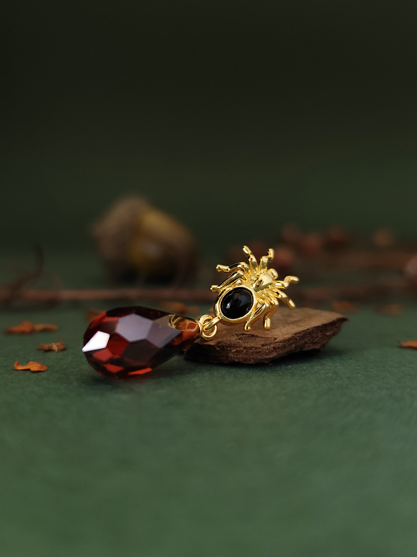 Cardan's Spider Earrings