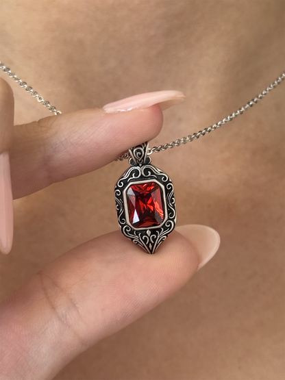 Isabelle Lightwood Amulet Necklace