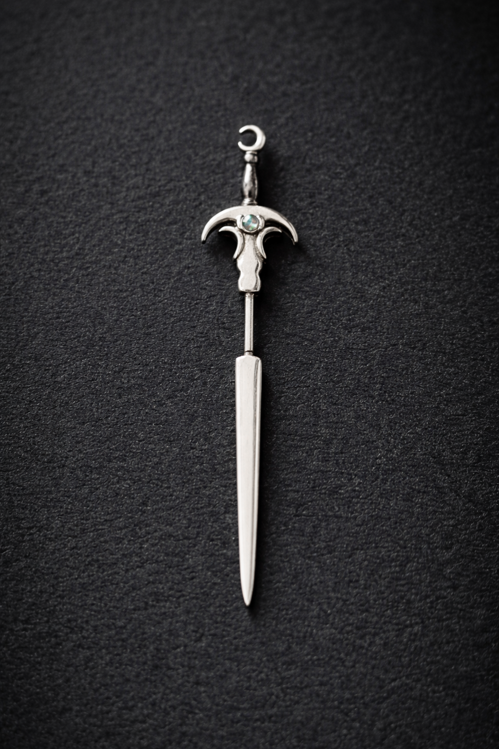 Gwydion Sword Ear Cuff