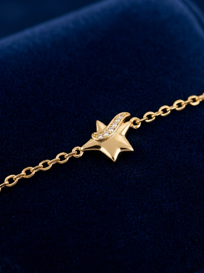The Star with the Scarf Bracelet