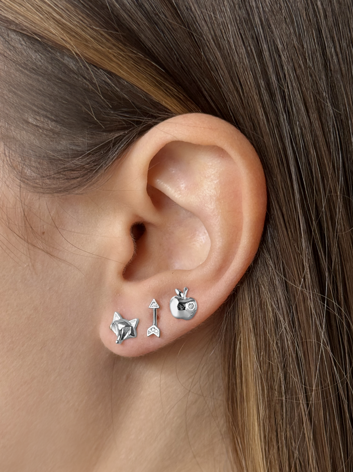 【TATIANA】Glow Pretzel Heart EarJacket Earring☆追跡付 Jacks & Evangeline Earrings Stud – Gadget4entertainment