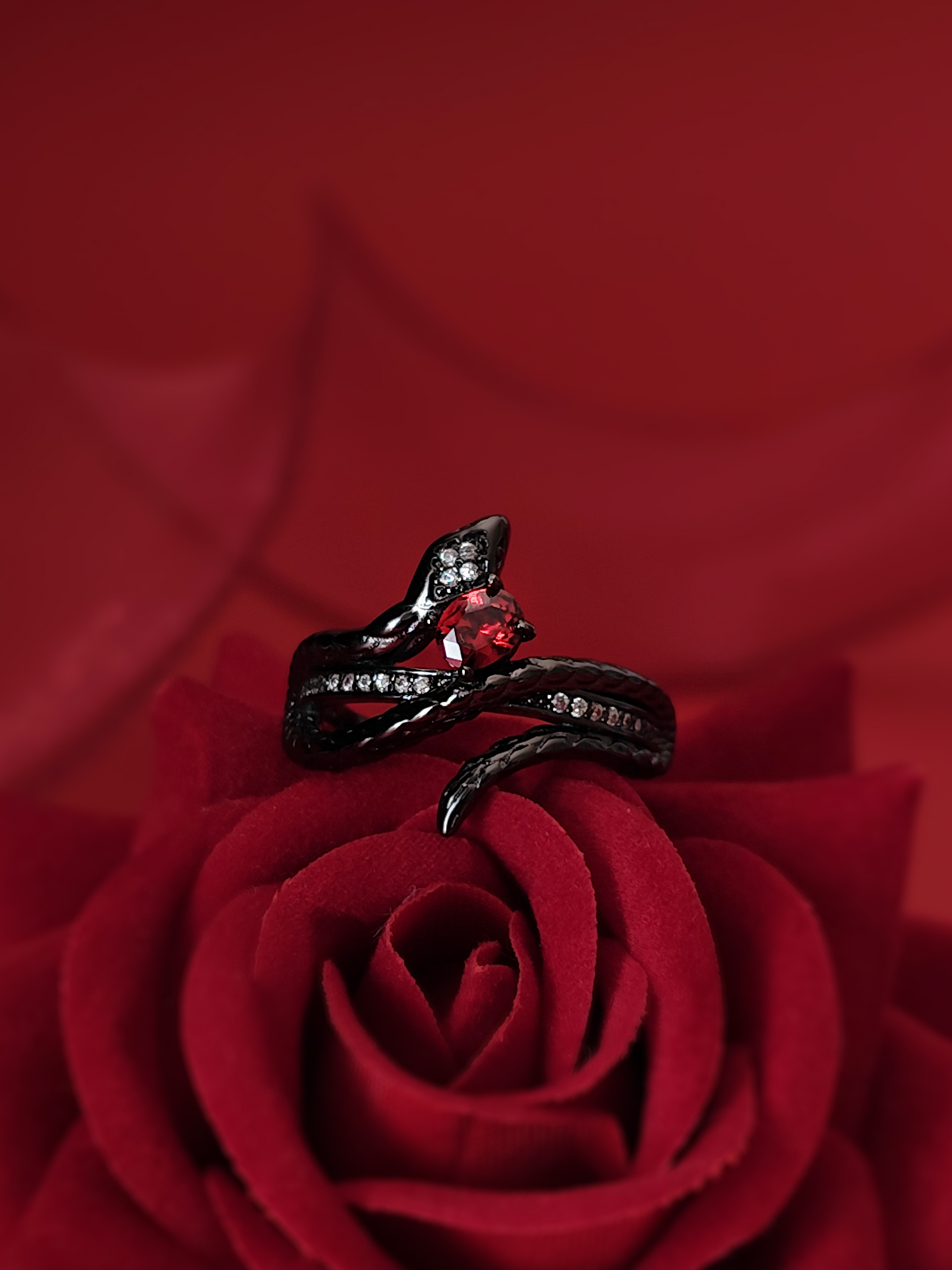 Oraya Serpent Ring