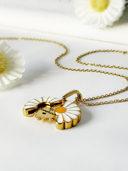 Custom Daisy Locket Necklace