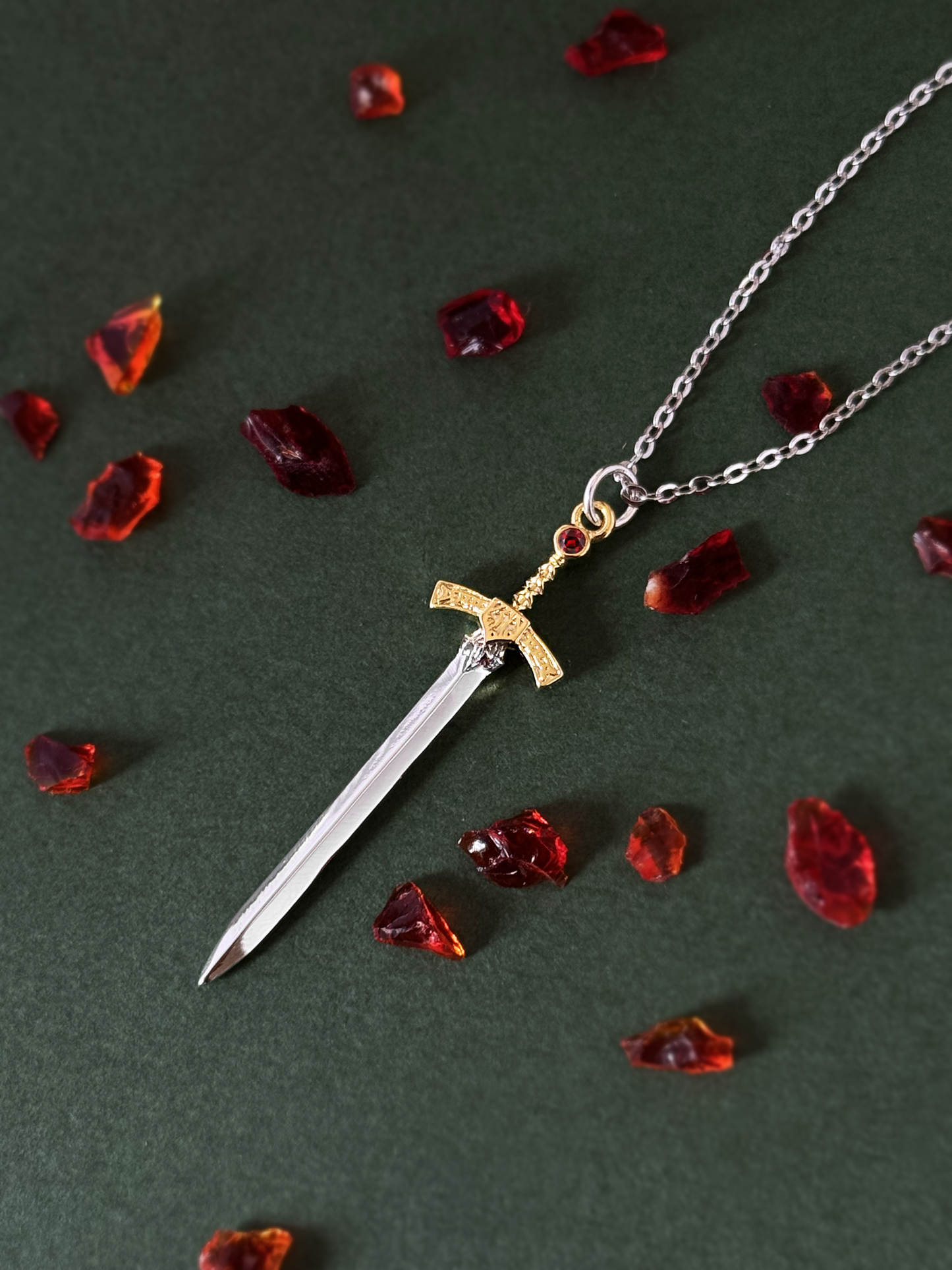 Goldryn Sword Necklace (Deluxe)