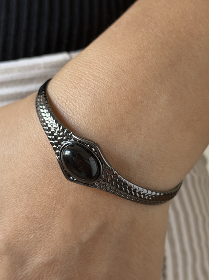 Xaden Riorson Birthday Bracelet