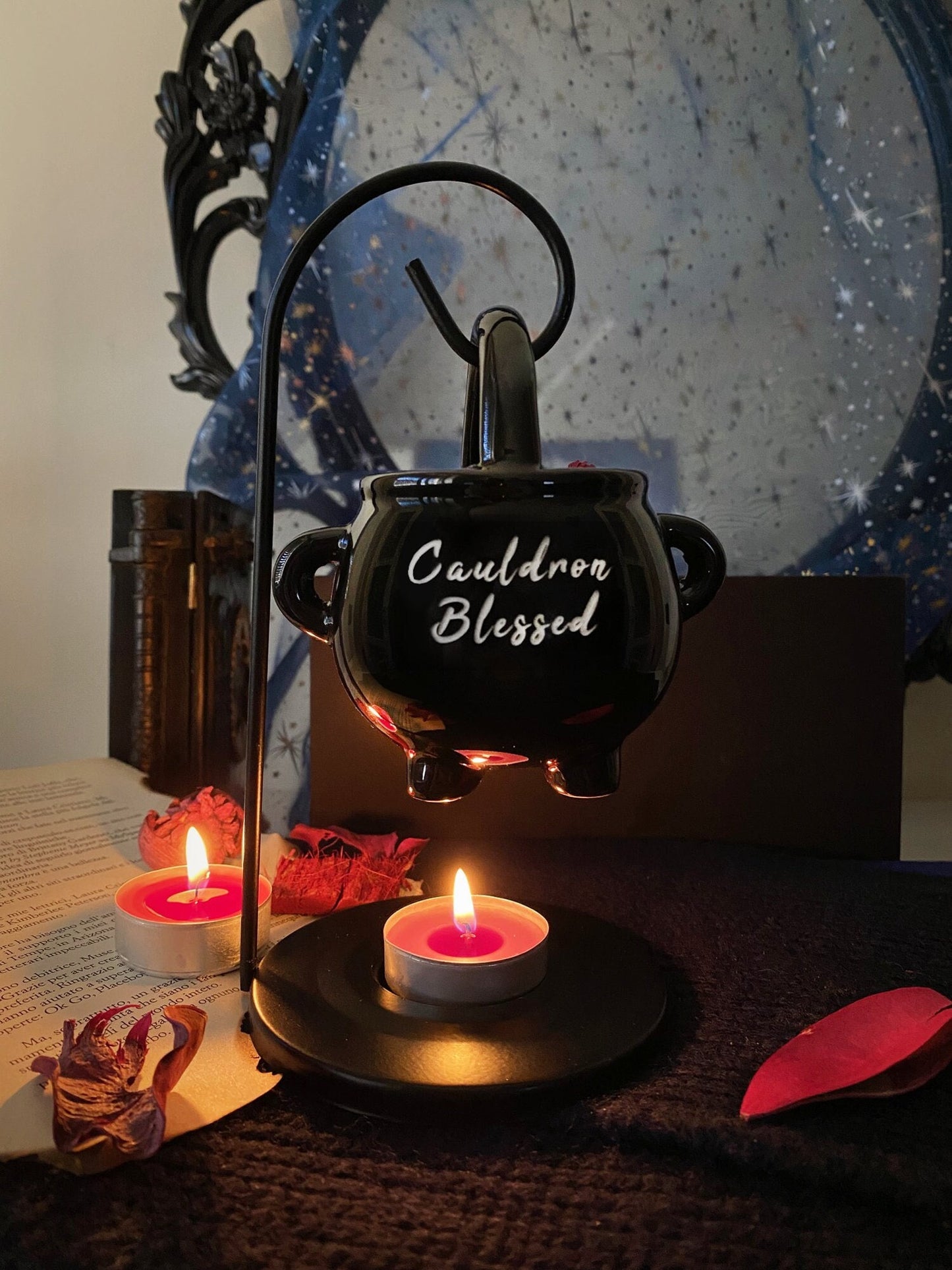 Wholesale Cauldron Oil Burner - Moon & Stars - Black - Europe - Giftware and Aromatherapy Supplier Wholesale Cauldron Oil Burner - Moon & Stars - Black - Europe - Giftware and Aromatherapy Supplier